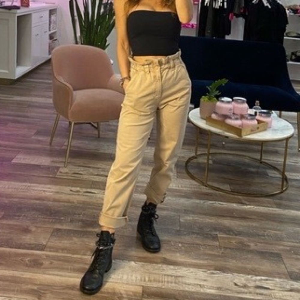 MOTHER The Yoyo Ruffle Greaser Ankle Pants